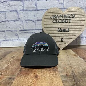 Patagonia SnapBack Mesh Hat Baseball Cap Adjustable Bison Buffalo Logo Gray